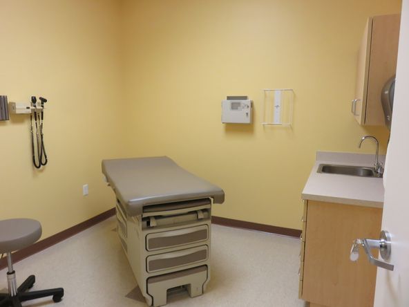 Town Center Medical Office Building: 57 Town Ct, Palm Coast, FL 32164